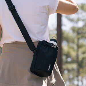 Corkcicle Crossbody Water Bottle Sling Bag Black